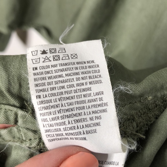 American Eagle Soft Lightweight Button Down Green - Picture 9 of 9